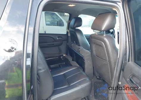 2012 Chevrolet Avalanche 1500 Lt1 from USA, damaged, VIN 3GNMCFE04CG211729